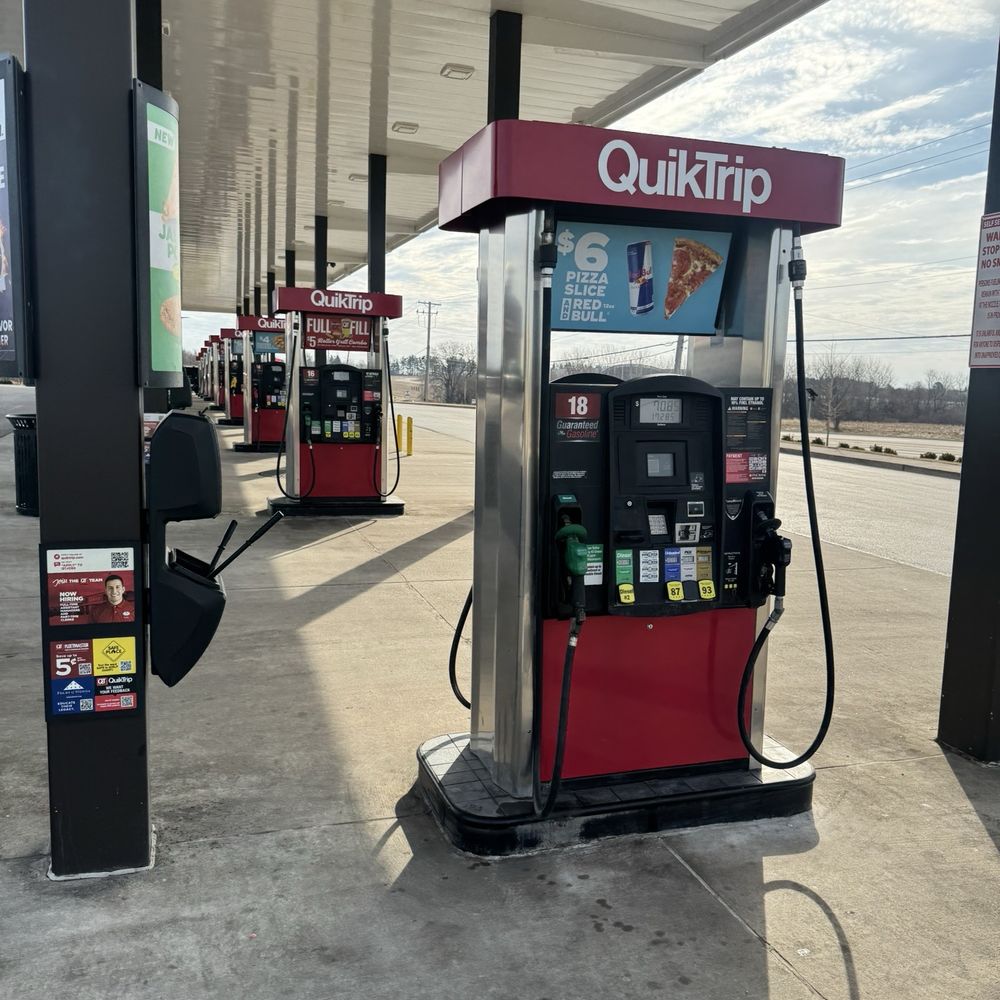 Quik Trip - Gas Stations Near Me - Rockford, Illinois Quik Trip - Gas Stations Near Me - Rockford, Illinois