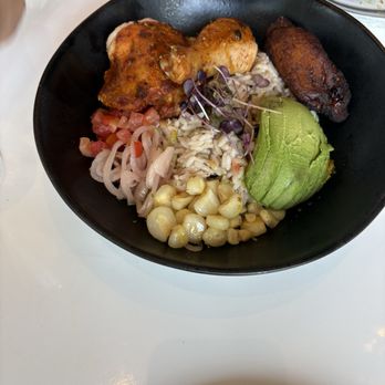 Mariposa - Chicken bowl - Tapas/Small Plates Near Me - Charlotte, North Carolina Mariposa - Chicken bowl - Tapas/Small Plates Near Me - Charlotte, North Carolina