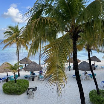 The Royal Cancun - Beach view - Resorts Near Me - Cancún, ROO The Royal Cancun - Beach view - Resorts Near Me - Cancún, ROO