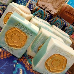 Moon's Harvest Bath & Body Shop - Luxury Handmade Soaps