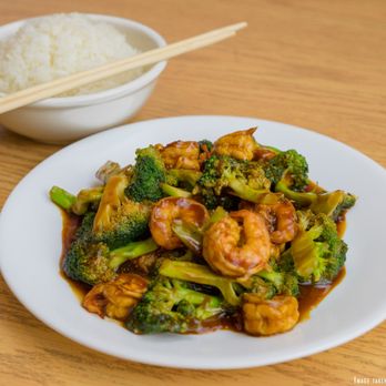 New Mandarin House - shrimp and broccoli stir fry - Chinese Near Me - Columbia, Missouri