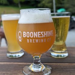 Booneshine Brewing - Beer time!