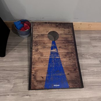 Craft Axe Throwing- Memphis - Axe Throwing Near Me - Memphis, Tennessee