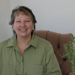 Page Ten Accounting - Diane: Owner/Bookkeeper