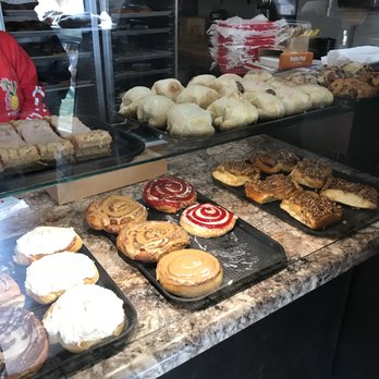 Hot Lava Bakery - Coffee & Tea Near Me - Sunriver, Oregon