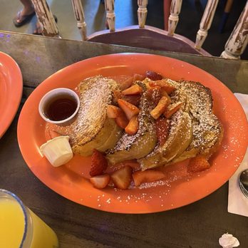 Violet Rooster - Fabulous French Toast - Breakfast & Brunch Near Me - Chino Hills, California Violet Rooster - Fabulous French Toast - Breakfast & Brunch Near Me - Chino Hills, California