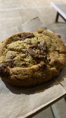 Insomnia Cookies by null