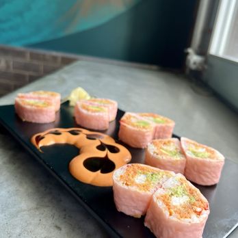 Cool Fish LKN - Pink Lady Roll - Sushi Bars Near Me - Cornelius, North Carolina