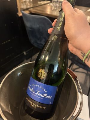 ENZA FAMIGLIA - ST.HONORÉ by null