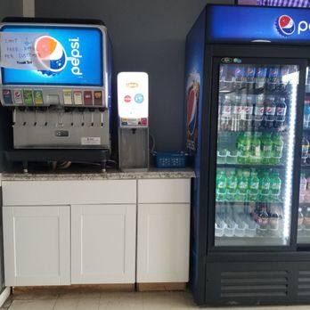 Big Ray's Burgers & Dogs - Fountain or bottled sofas - Burgers Near Me - Camp Hill, Pennsylvania