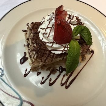 Gigino Trattoria - Tiramisu - Italian Near Me - New York, New York Gigino Trattoria - Tiramisu - Italian Near Me - New York, New York