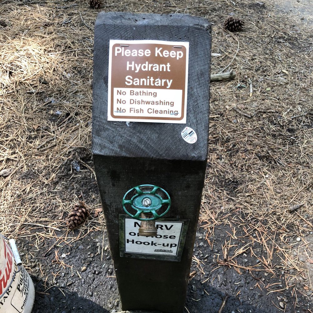Fashoda Campground - Hiking Near Me - Pollock Pines, California