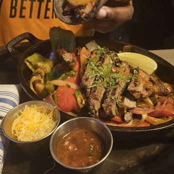 Barrio - Steak fajitas - Mexican Near Me - Chicago, Illinois