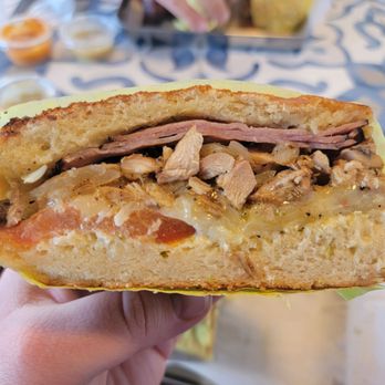 Havana Kitchen - Chicken sandwich - Cuban Near Me - La Jolla, California