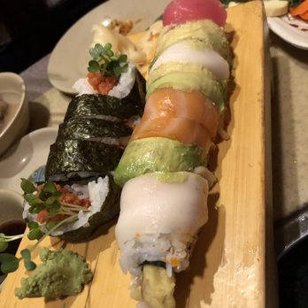 Akasaka Restaurant - Sushi Bars Near Me - Federal Way, Washington Akasaka Restaurant - Sushi Bars Near Me - Federal Way, Washington
