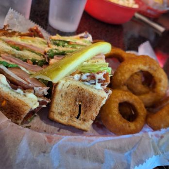 Rock'n 50's Cafe - Cafes Near Me - Bismarck, North Dakota