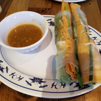 HAI HAI - Amazing, fresh, crispy, spring rolls. - Vietnamese Near Me - Minneapolis, Minnesota