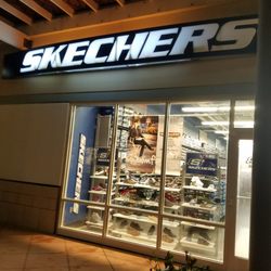 SKECHERS Factory Outlet - Most Street artists are really just Skechers