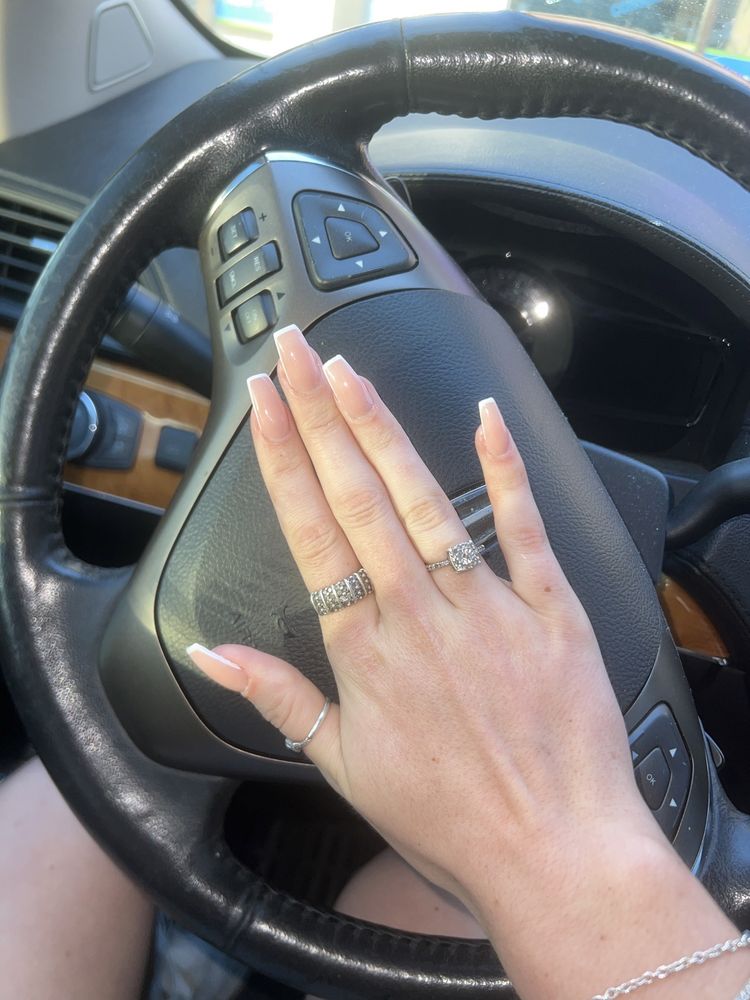 LYNN’S NAILS Updated September 2024 12 Photos 130 Walton Ave