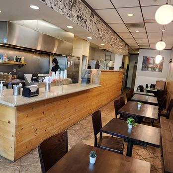 Red Pine Cafe - Dining area - Asian Fusion Near Me - Temecula, California