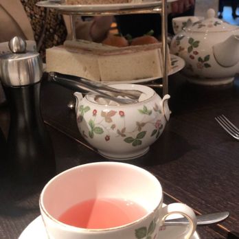 The Montagu - British Near Me - London, XGL The Montagu - British Near Me - London, XGL