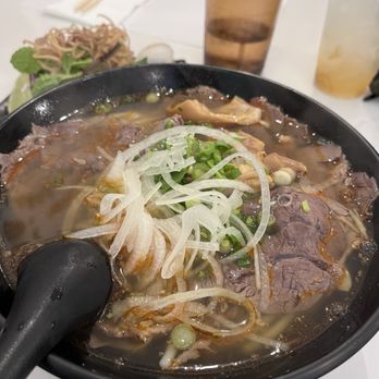Nha Trang Vietnamese Cuisine - Bún Bò Huế / Spicy Beef Noodle Soup - Noodles Near Me - Pasadena, California Nha Trang Vietnamese Cuisine - Bún Bò Huế / Spicy Beef Noodle Soup - Noodles Near Me - Pasadena, California