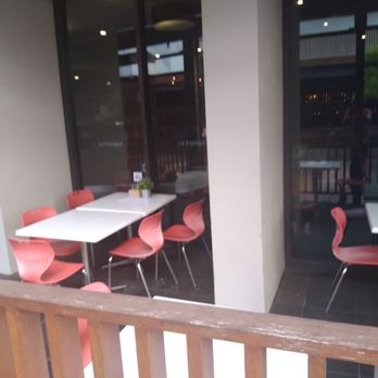 La Famiglia - Outdoor Seating - Italian Near Me - Epping, VIC La Famiglia - Outdoor Seating - Italian Near Me - Epping, VIC