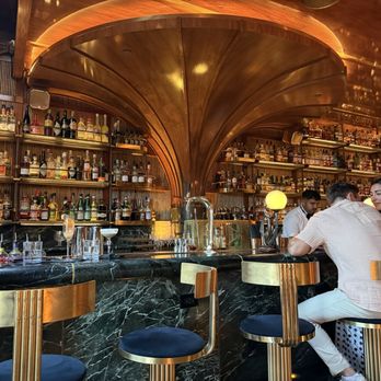 Born & Raised - Bar - Steakhouses Near Me - San Diego, California Born & Raised - Bar - Steakhouses Near Me - San Diego, California