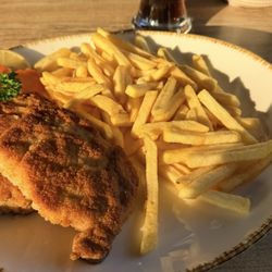 Gasthaus Germania - Schnitzel