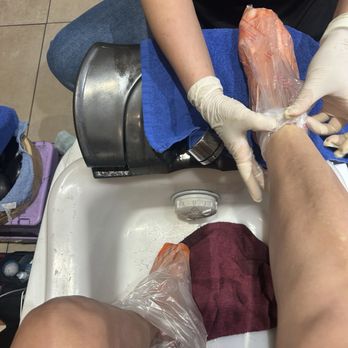 Highland Nails & Spa - Rainbow/Windmill - Nail Salons Near Me - Las Vegas, Nevada Highland Nails & Spa - Rainbow/Windmill - Nail Salons Near Me - Las Vegas, Nevada
