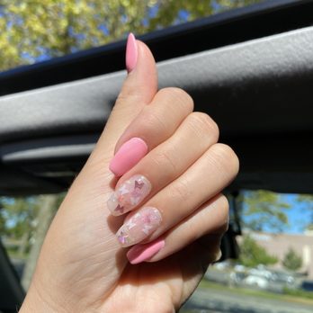 Splash Nail Bar - Butterfly dip by Lily - Nail Salons Near Me - Mountlake Terrace, Washington Splash Nail Bar - Butterfly dip by Lily - Nail Salons Near Me - Mountlake Terrace, Washington