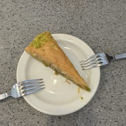 Aladdin's Eatery - Lakewood