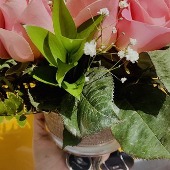 Blooming in America - The flower arrangement I got - Florists Near Me - Pompano Beach, Florida