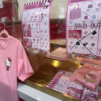 Hello Kitty Cafe - Themed Cafes Near Me - Vancouver, British Columbia