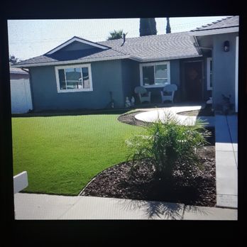 Master in Design - Beautiful low  maintenance front yard - General Contractors Near Me - Tarzana, California