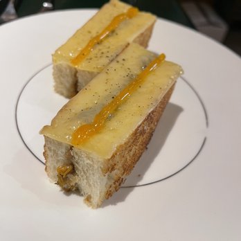 Gresca - Wild mushroom bikini with cheese - Modern European Near Me - Barcelona, B Gresca - Wild mushroom bikini with cheese - Modern European Near Me - Barcelona, B