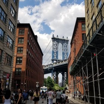 Dumbo - Landmarks & Historical Buildings Near Me