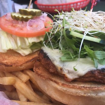 Red Derby - Dive Bars Near Me - Washington, DC, District of Columbia Red Derby - Dive Bars Near Me - Washington, DC, District of Columbia