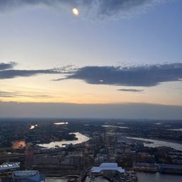 pretty night time view from the skyfeast sydney tower eye :,)