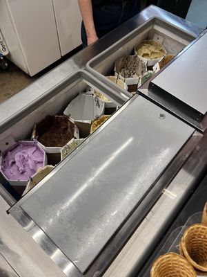 Gelato Boy by null