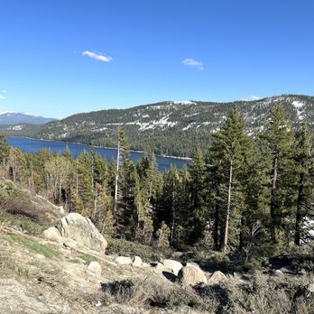 Donner Lake - Lakes Near Me - Truckee, California