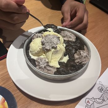 BJ's Restaurant & Brewhouse - Cookies 'N' Cream Pizookie - New American Near Me - Live Oak, Texas BJ's Restaurant & Brewhouse - Cookies 'N' Cream Pizookie - New American Near Me - Live Oak, Texas