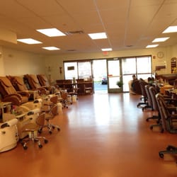 Iris Nails & Spa