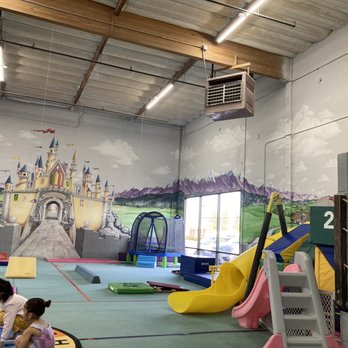 Technique Kids' Activity Center - My kid loves the slide after class - Gymnastics Near Me - Rancho Cordova, California