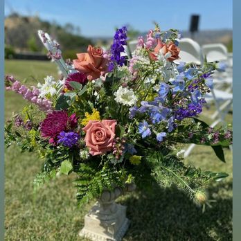 Roxie’s Flower Truck - Antique urns I provided and Kristen filled them with flowers! - Floral Designers Near Me - Winters, California Roxie’s Flower Truck - Antique urns I provided and Kristen filled them with flowers! - Floral Designers Near Me - Winters, California