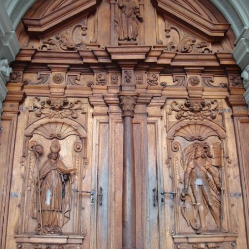 Hofkirche St. Leodegar - Carvings on the grand main doors - Churches Near Me - Luzern, LU