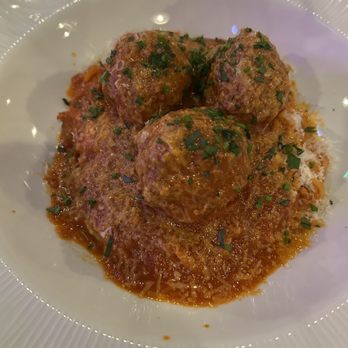 The Elevens Lounge - $30 spaghetti and meatballs. No bread. No salad. Good but not $30 good - Cocktail Bars Near Me - Mequon, Wisconsin The Elevens Lounge - $30 spaghetti and meatballs. No bread. No salad. Good but not $30 good - Cocktail Bars Near Me - Mequon, Wisconsin