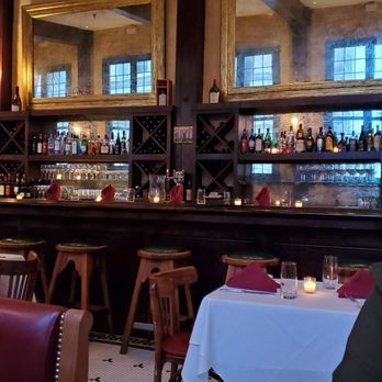 Vincent Chiccos - View of the bar from our table - Italian Near Me - Charleston, South Carolina