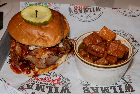 Wilma's Famous BBQ & Tavern by null