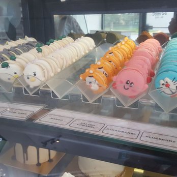 Daan Go Cake Lab - Desserts Near Me - Toronto, Ontario
